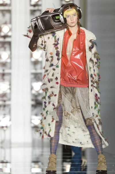 Look 8